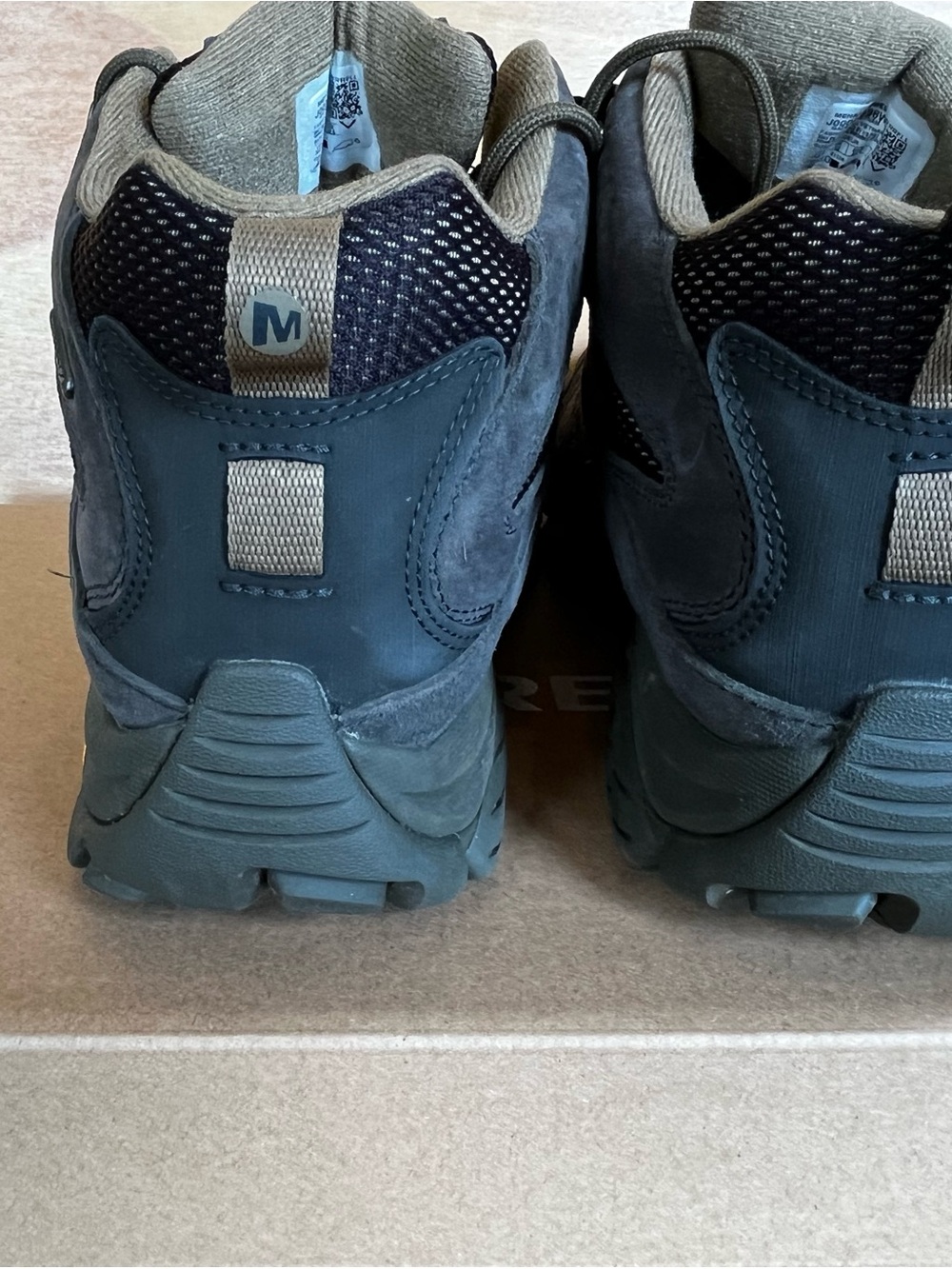 Merrell Men's Moab 3 Mid Black/Beluga Trail Shoes 10.5 Wide - Picture 5 of 5